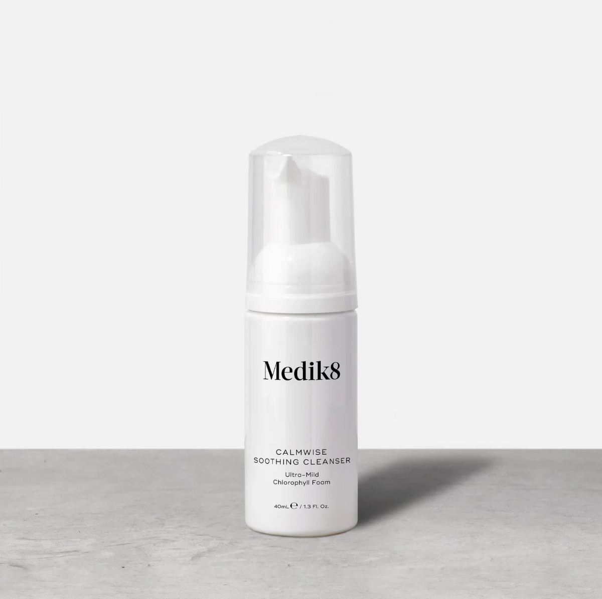 Medik8 - Calmwise™ Soothing Cleanser